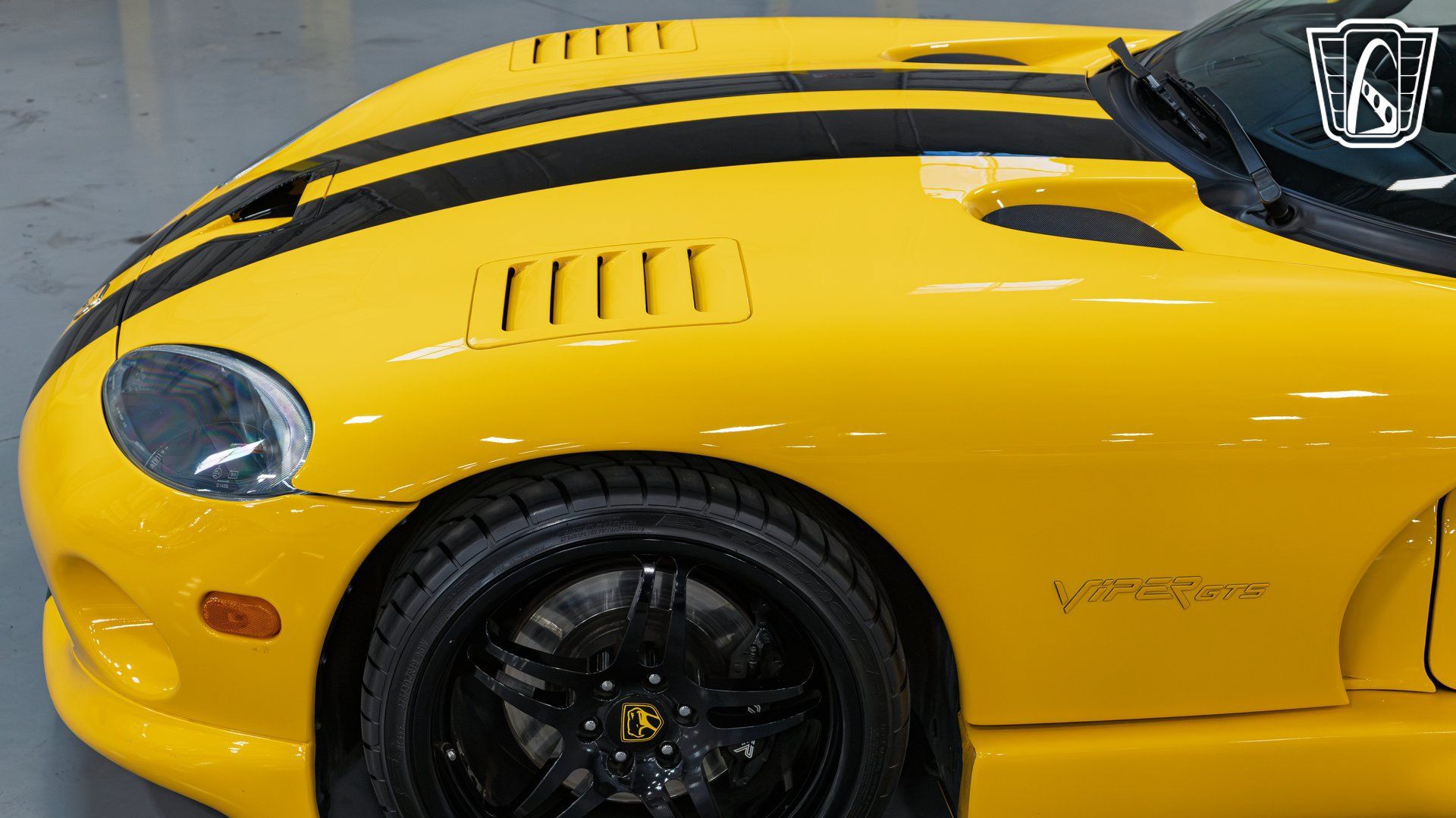 Used 2001 Dodge Viper GTS RWD image 36