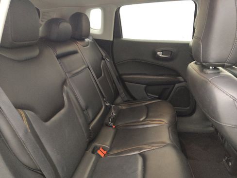Used 2018 Jeep Compass Limited w/ Safe & Security Group FWD image 19