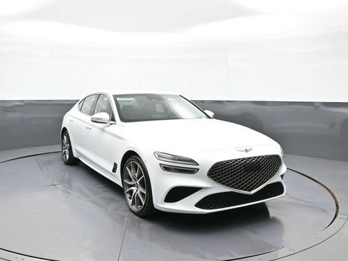 Used 2023 Genesis G70 2.0T AWD/4WD image 3