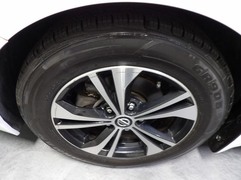 Used 2022 Nissan Sentra SV w/ Trunk Package FWD image 21