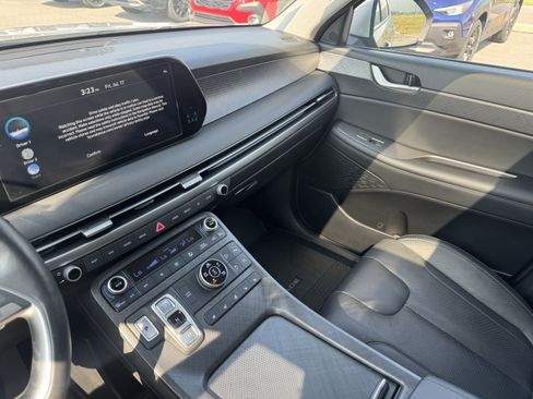 Used 2024 Hyundai Palisade Limited AWD/4WD image 23