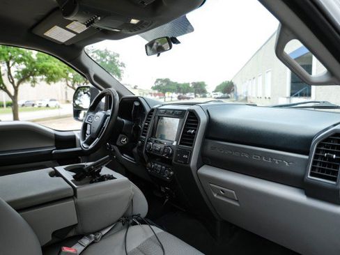 Used 2019 Ford F250 XL w/ STX Appearance Package AWD/4WD image 12