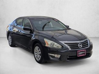 Used 2013 Nissan Altima 2.5 S video 3