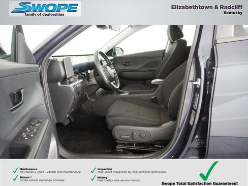 Used 2025 Hyundai Kona SEL image 12