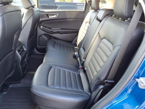 Used 2022 Ford Edge SEL w/ Convenience Package AWD/4WD image 10