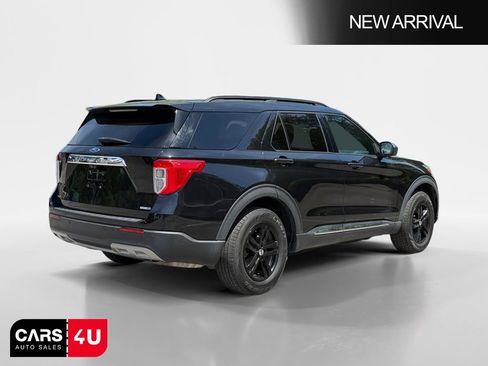 Used 2020 Ford Explorer XLT w/ Equipment Group 202A AWD/4WD image 7