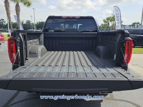 Used 2024 GMC Sierra 1500 Denali AWD/4WD image 13