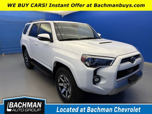 Used 2023 Toyota 4Runner TRD Off-Road Premium w/ Off Road Premium Plus Package AWD/4WD image 1