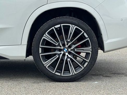 New 2026 BMW X1 xDrive28i w/ Technology Package image 3