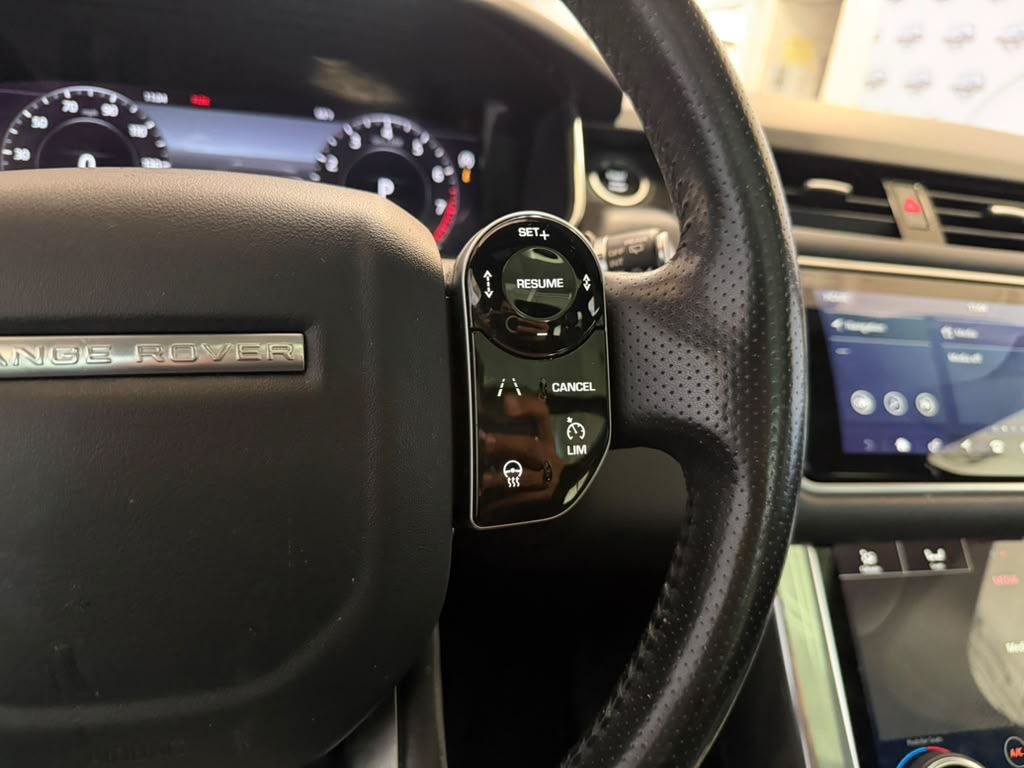 Used 2019 Land Rover Range Rover Sport HSE AWD/4WD image 30