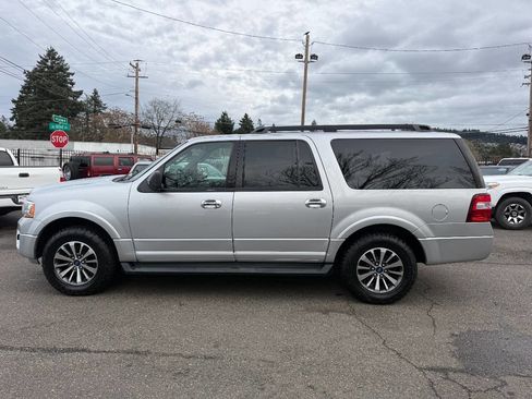 Used 2015 Ford Expedition EL XLT w/ Equipment Group 202A image 6