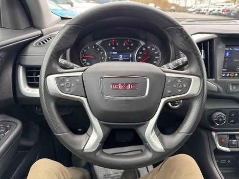 Used 2024 GMC Terrain SLE AWD/4WD image 21