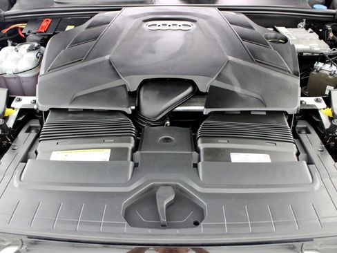 Used 2019 Audi Q8 Premium w/ Convenience Package image 75