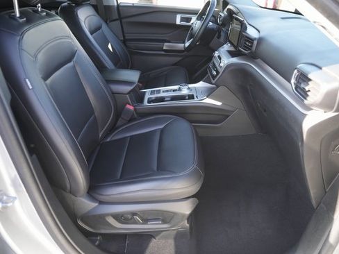 Certified 2023 Ford Explorer XLT w/ Equipment Group 202A image 20