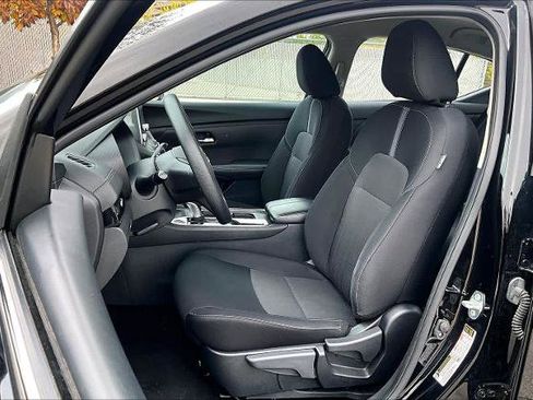 Certified 2024 Nissan Sentra SV image 7