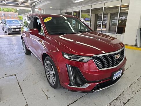 Used 2020 Cadillac XT6 Premium Luxury AWD/4WD image 7