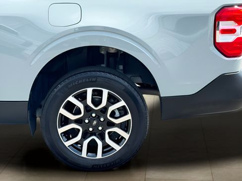 Used 2024 Ford Maverick Lariat FWD image 35