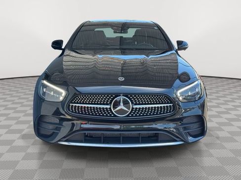 Used 2022 Mercedes-Benz E 350 4MATIC Sedan image 2