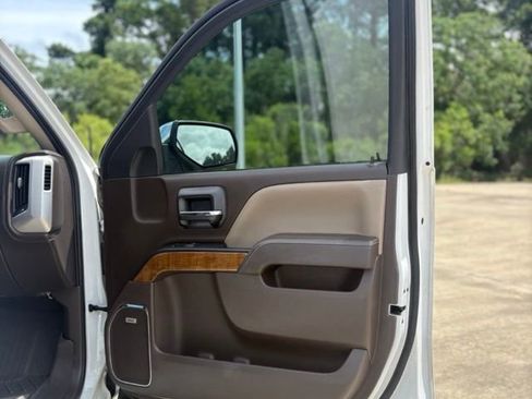 Used 2018 GMC Sierra 1500 SLT AWD/4WD image 13