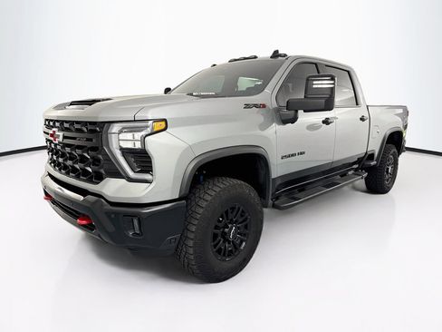 Used 2026 Chevrolet Silverado 2500 ZR2 AWD/4WD image 1
