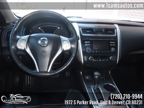 Used 2015 Nissan Altima 2.5 SL w/ Moonroof Package image 5