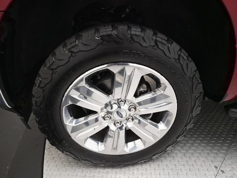 Used 2019 Ford F150 XLT w/ Equipment Group 302A Luxury AWD/4WD image 24