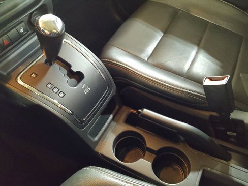 Used 2016 Jeep Patriot High Altitude FWD image 26