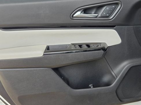 Used 2024 Honda Prologue Touring image 11