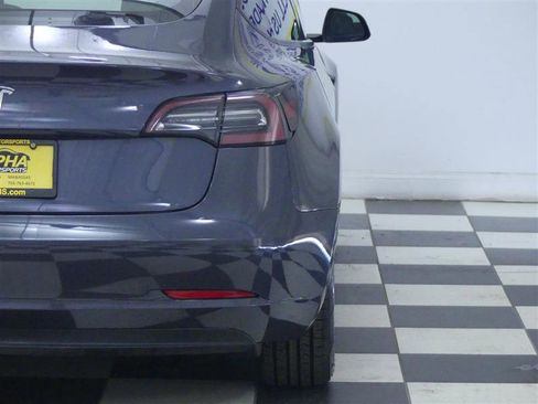 Used 2023 Tesla Model 3 Standard Range RWD image 28