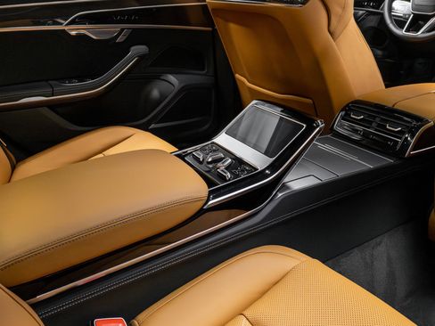 Used 2023 Audi S8 4.0T quattro image 71