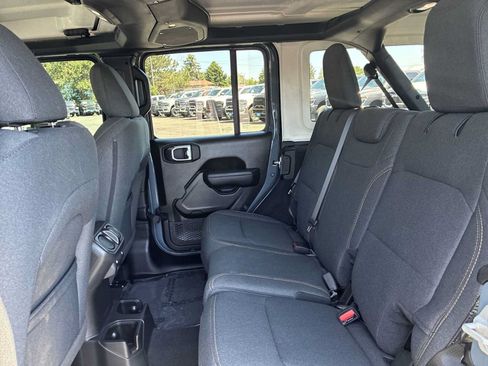 Used 2024 Jeep Wrangler Unlimited Sport AWD/4WD image 24
