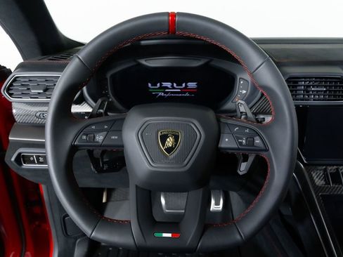 Used 2024 Lamborghini Urus Performante image 24
