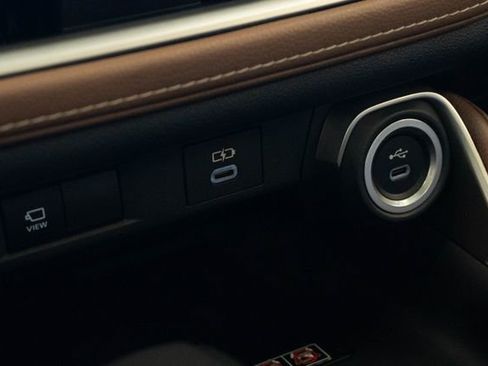 Used 2024 Toyota Grand Highlander Platinum image 31