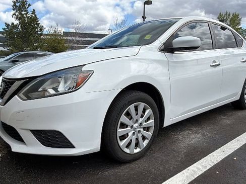 Used 2016 Nissan Sentra SV FWD image 4