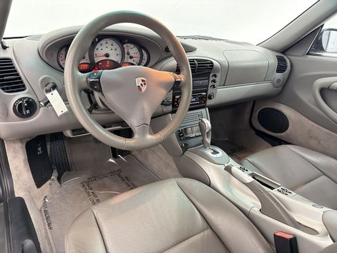 Used 2001 Porsche 911 Cabriolet image 28