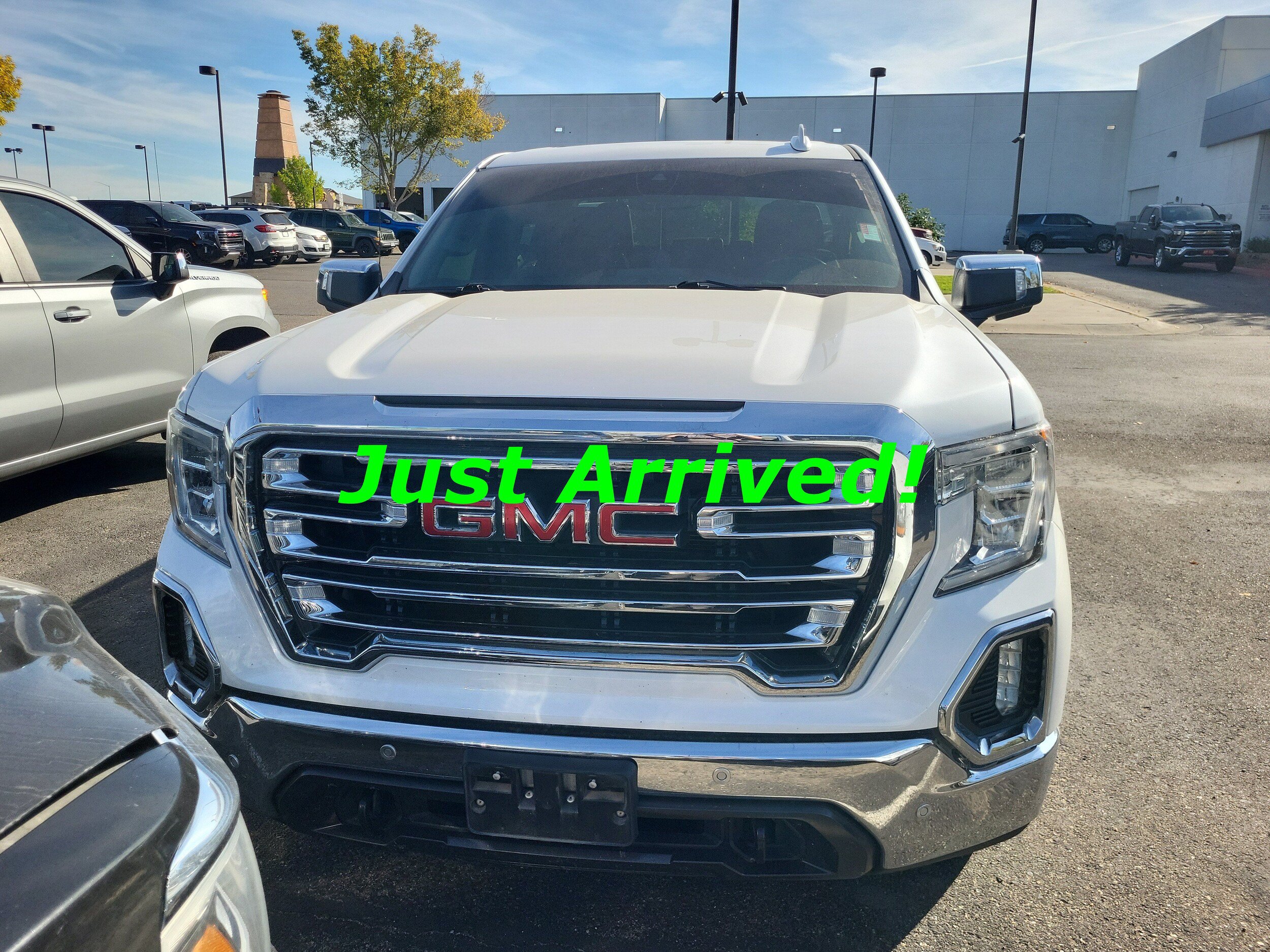 Used 2020 GMC Sierra 1500 SLT w/ SLT Premium Plus Package AWD/4WD image 2