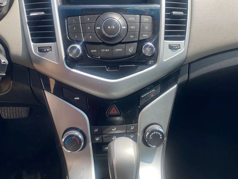 Used 2015 Chevrolet Cruze LT FWD image 9