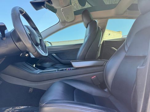 Used 2021 Tesla Model 3 Long Range AWD/4WD image 17