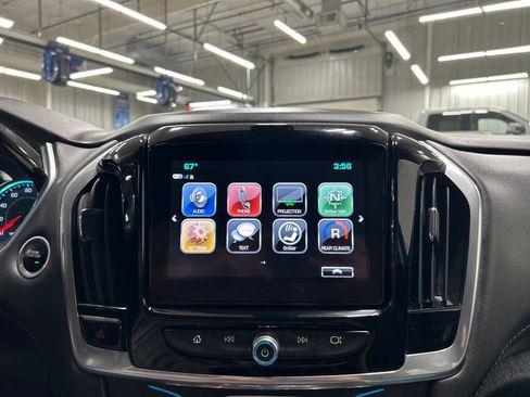 Used 2019 Chevrolet Traverse LT AWD/4WD image 20