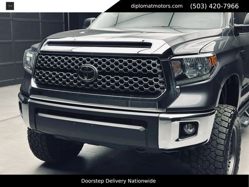 Used 2021 Toyota Tundra SR5 w/ SR5 Upgrade Package AWD/4WD image 13