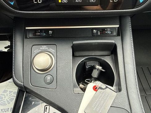Used 2017 Lexus ES 350 w/ Premium Package FWD image 32