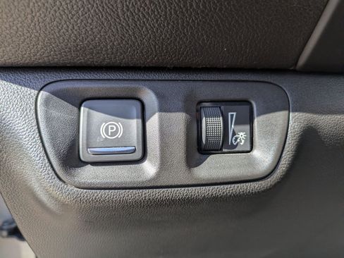 Used 2019 GMC Acadia SLT w/ LPO, Cargo Package FWD image 24