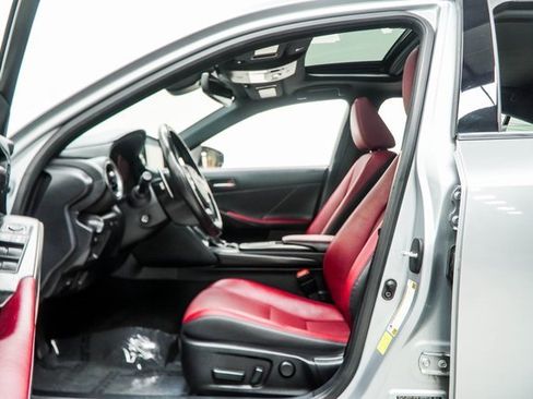 Used 2022 Lexus IS 300 AWD w/ Premium Package image 32