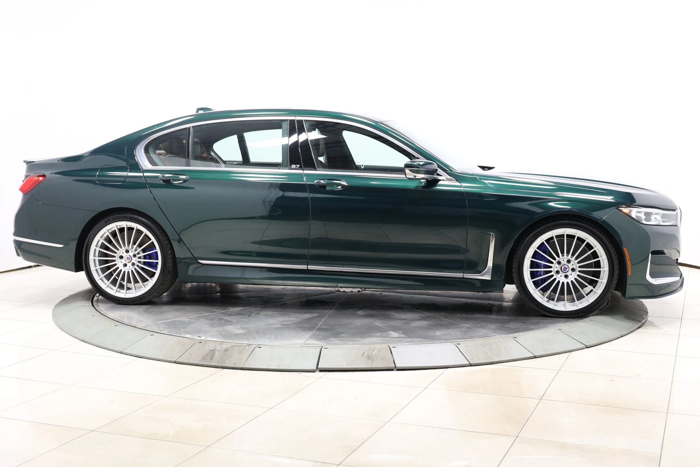 Used 2022 BMW ALPINA B7 xDrive w/ Luxury Rear Seating Package AWD/4WD image 77