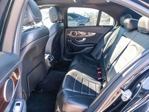 Used 2017 Mercedes-Benz C 300 Sedan image 19