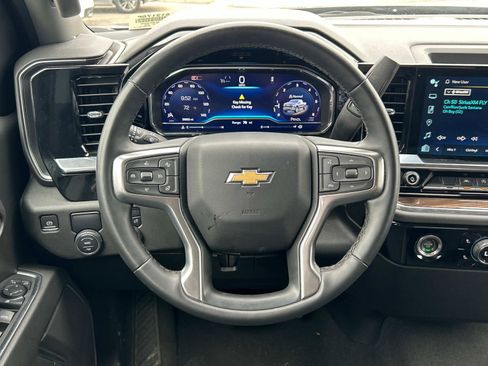 Used 2024 Chevrolet Silverado 1500 LT w/ Protection Package image 7
