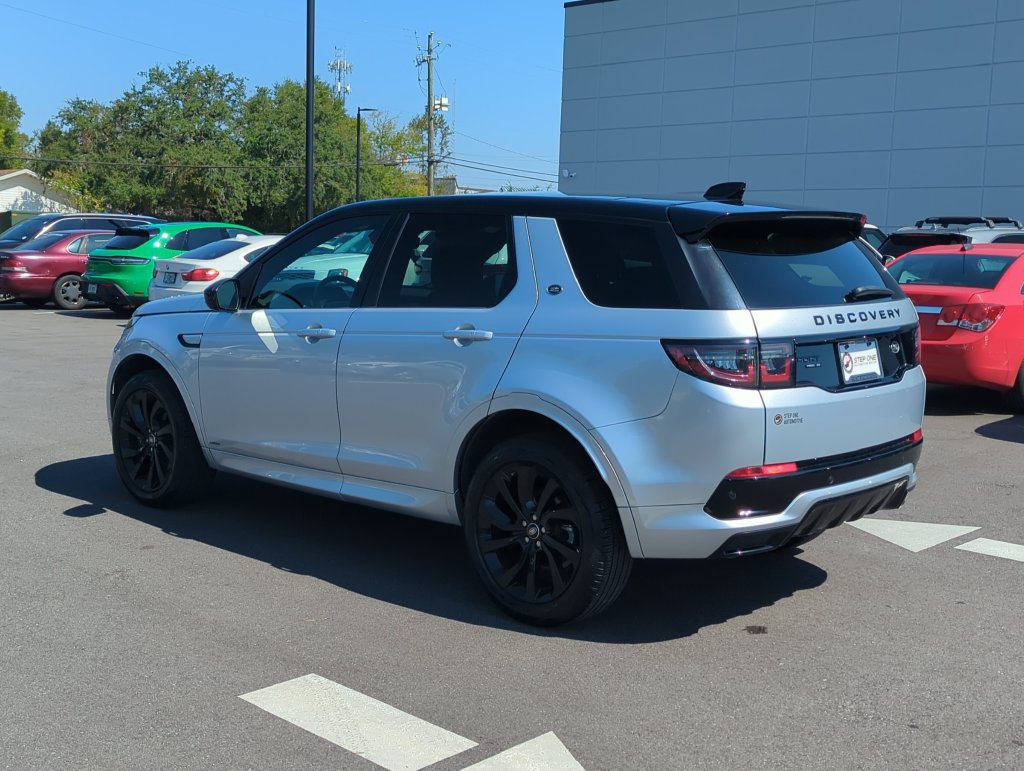 Used 2020 Land Rover Discovery Sport SE R-Dynamic AWD/4WD image 5