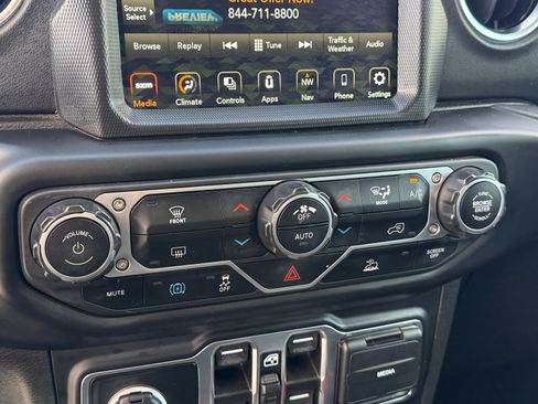 Used 2023 Jeep Wrangler Sahara AWD/4WD image 22