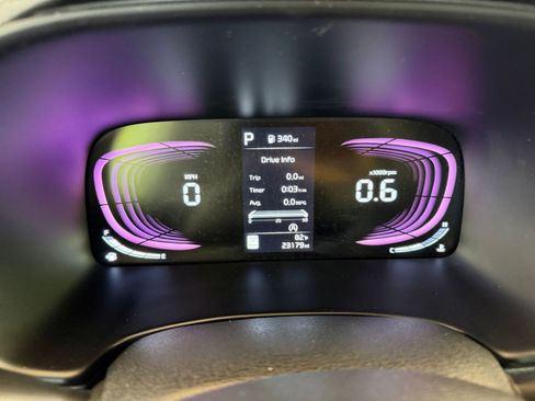 Used 2025 Kia Soul LX w/ LX Technology Package FWD image 38