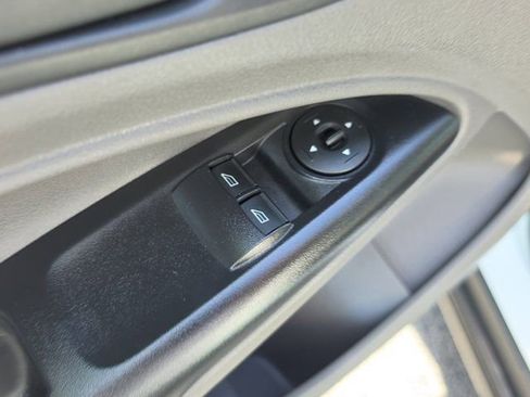 Certified 2022 Ford Transit Connect XL FWD image 13